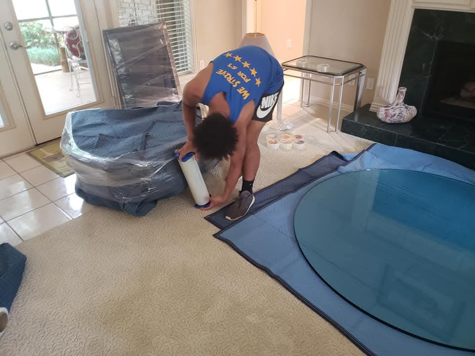 Furniture Removal 1 1000021121